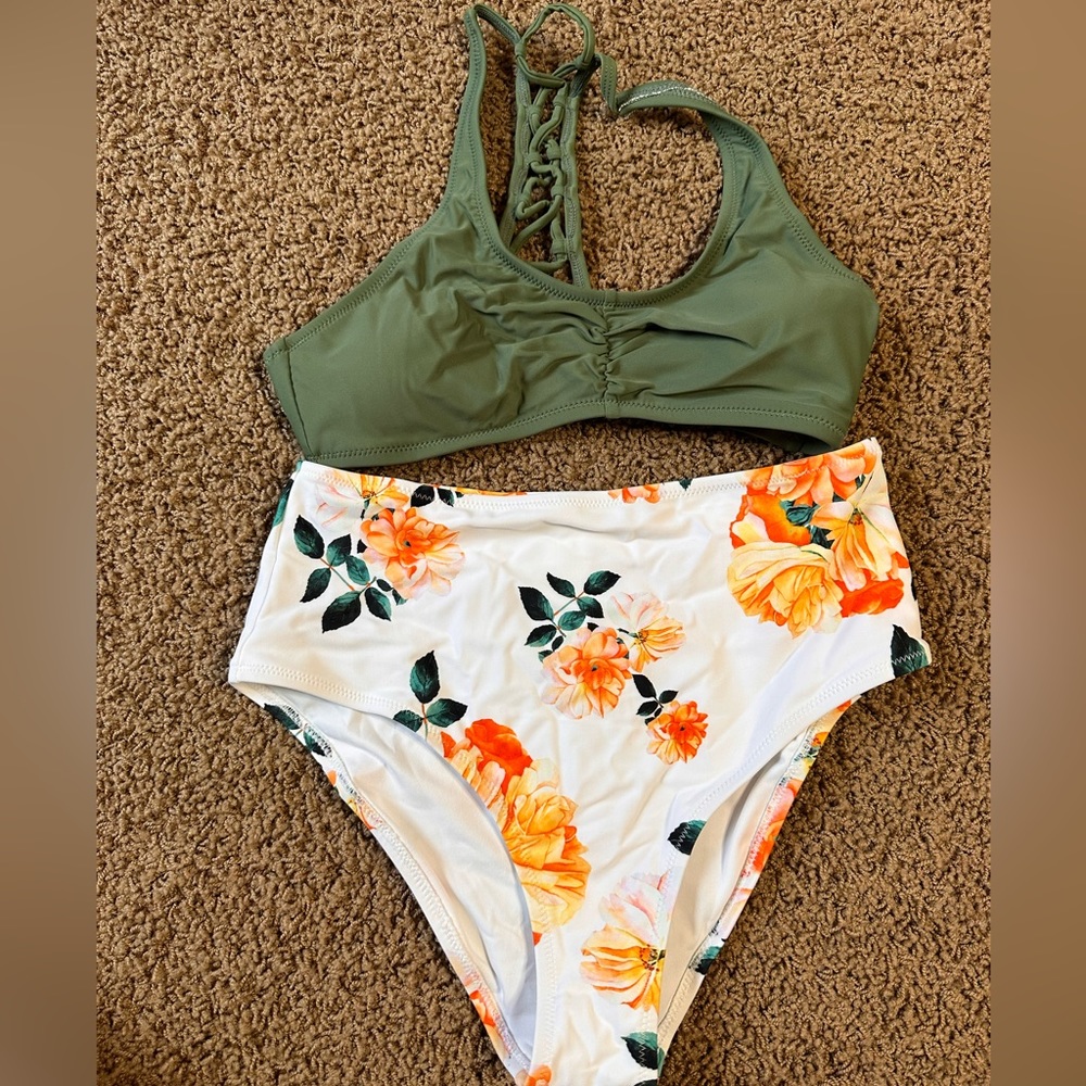 Cupshe Hih rise bikini Size S